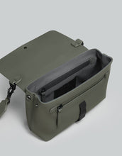 將圖片載入圖庫檢視器 GASTON LUGA - Spläsh Crossbody Bag - Olive (CB102)
