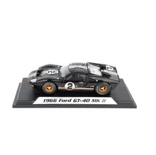 將圖片載入圖庫檢視器 1:18 Black GT40 MK II #2 Diecast