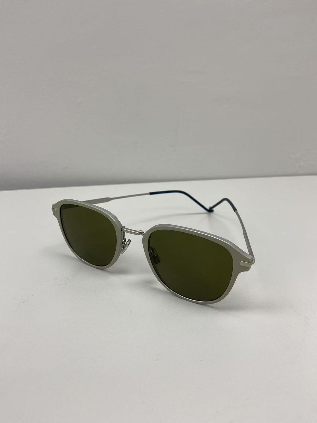 C007